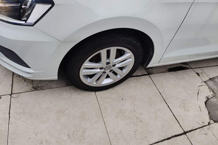 Used Volkswagen Jetta 2019 Dream Edition 1.5L Automatic Fashionable Version Left Front Wheel Hub