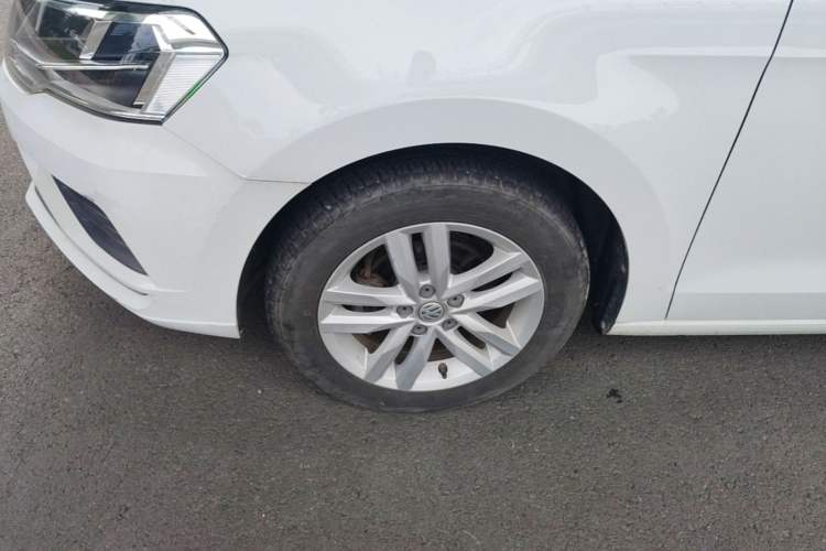 Used Volkswagen Jetta 2019 Dream Edition 1.5L Manual Fashion Version Left Front Wheel Hub