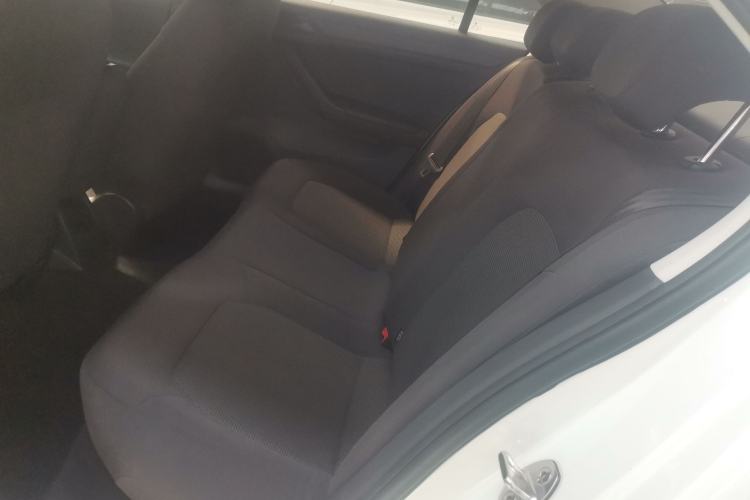 Used Volkswagen Jetta 2019 Dream Edition 1.5L Automatic Fashionable Version Left Rear Seat