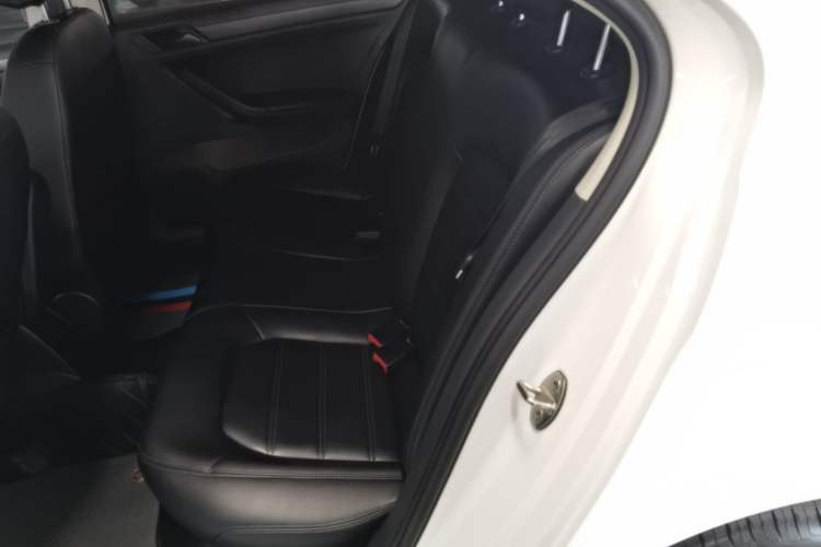Used Volkswagen Jetta 2019 Dream Edition 1.4L Manual Fashion Version Left Rear Seat