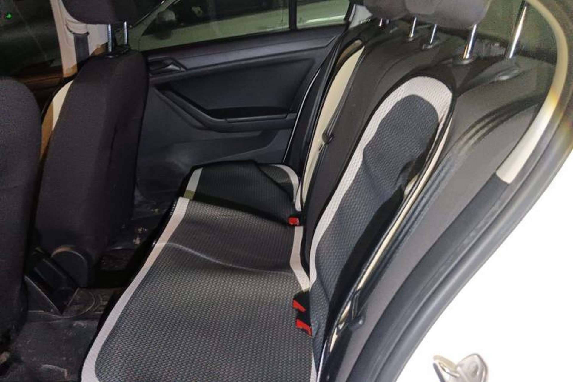 Used Volkswagen Jetta 2019 Dream Edition 1.5L Automatic Fashionable Version Left Rear Seat