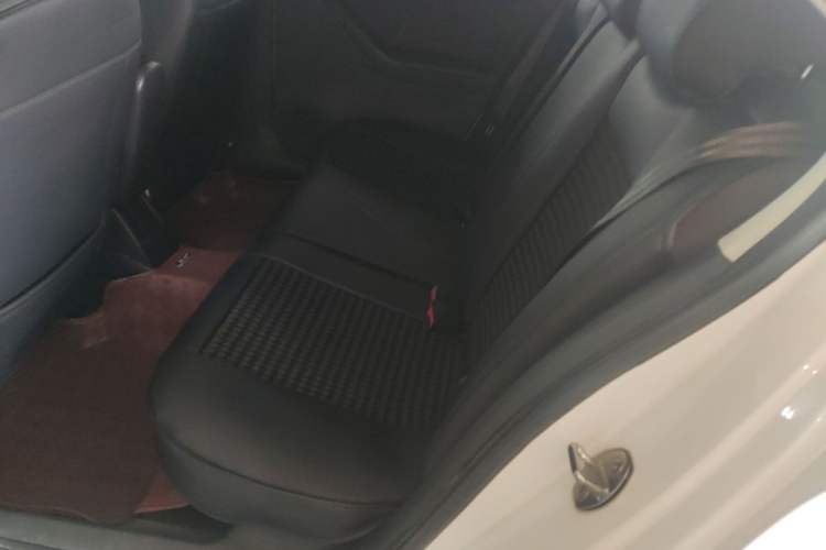 Used Volkswagen Jetta 2019 Dream Edition 1.5L Automatic Fashionable Version Left Rear Seat