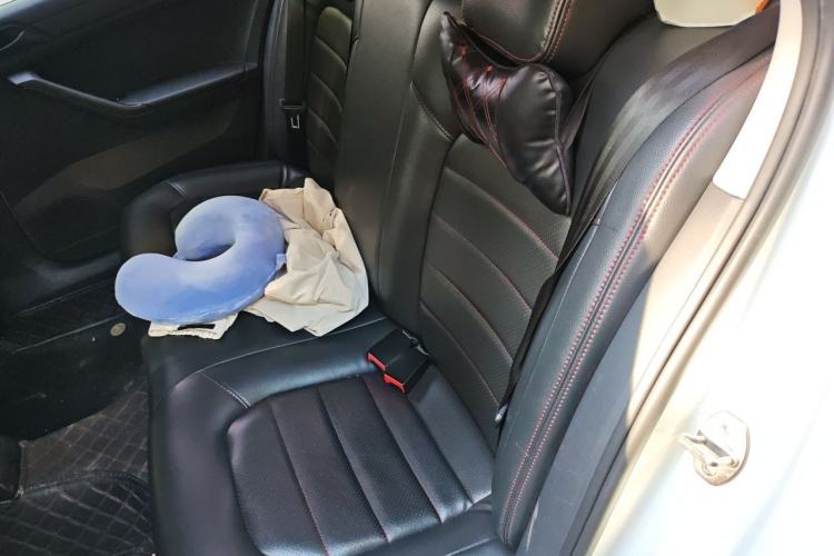 Used Volkswagen Jetta 2019 Dream Edition 1.5L Manual Fashion Version Left Rear Seat