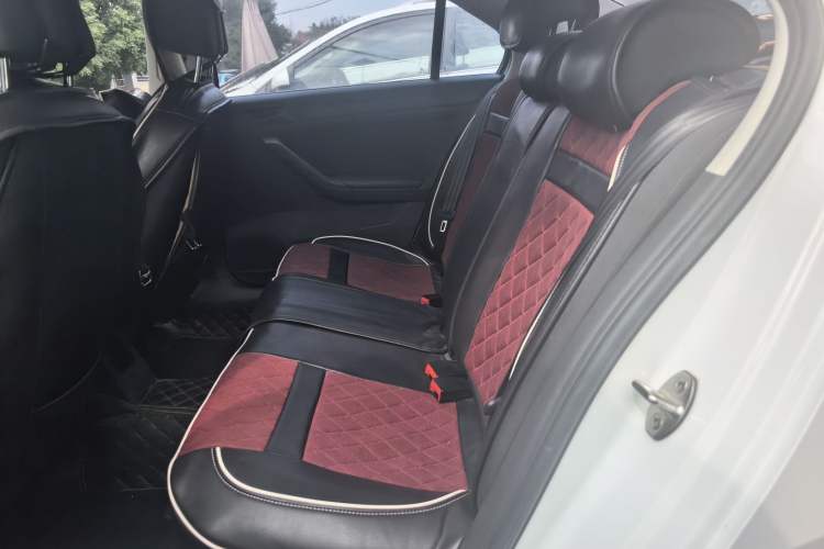 Used Volkswagen Jetta 2019 Dream Edition 1.4L Manual Fashion Version Left Rear Seat