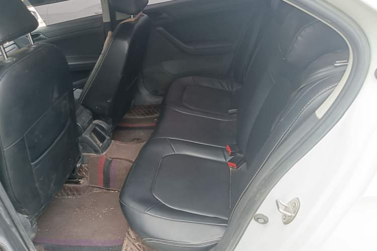Used Volkswagen Jetta 2019 Dream Edition 1.5L Manual Fashion Version Left Rear Seat