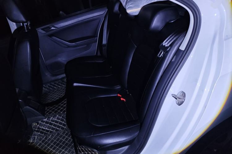 Used Volkswagen Jetta 2019 Dream Edition 1.5L Automatic Fashionable Version Left Rear Seat