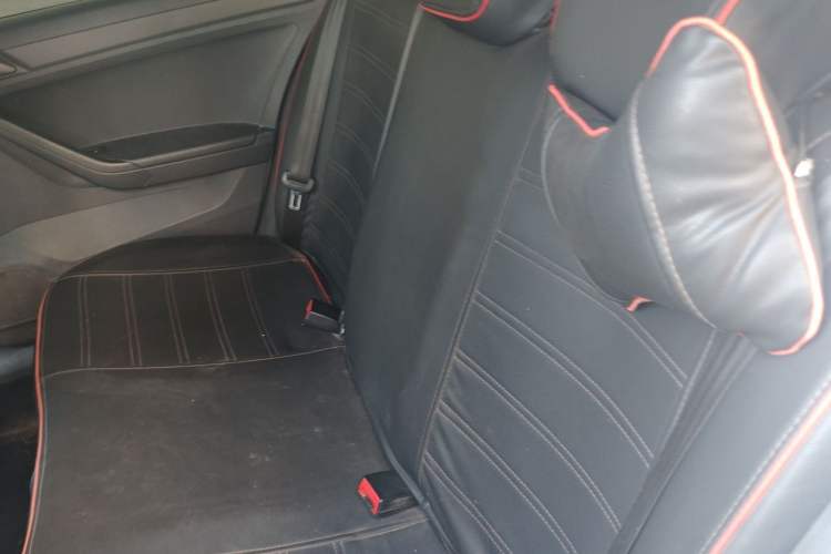 Used Volkswagen Jetta 2019 Dream Edition 1.4L Manual Fashion Version Left Rear Seat