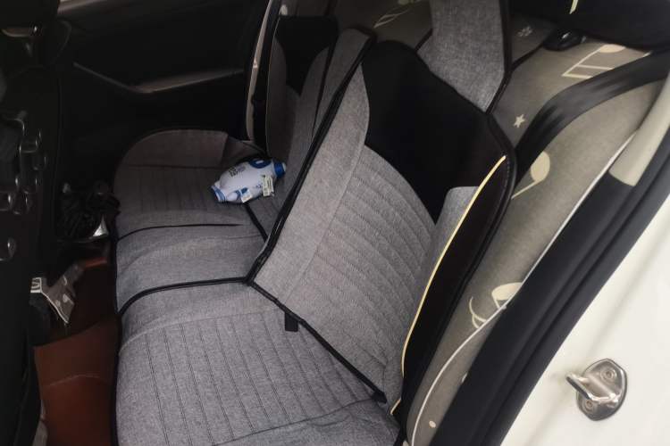 Used Volkswagen Jetta 2019 Dream Edition 1.4L Manual Fashion Version Left Rear Seat