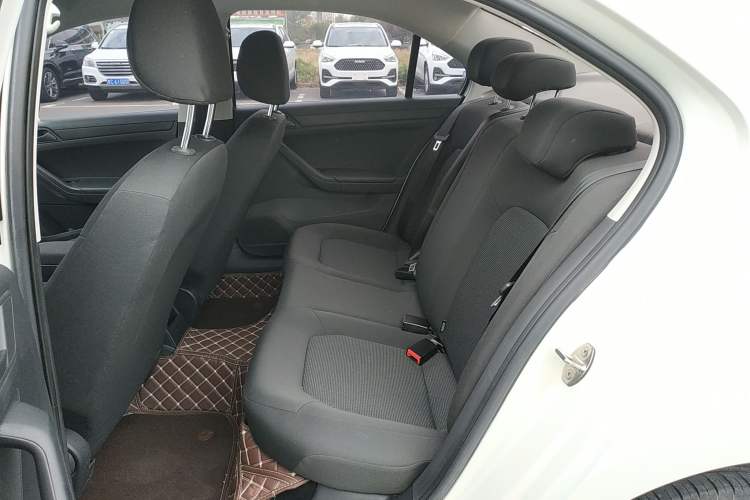 Used Volkswagen Jetta 2019 Dream Edition 1.4L Manual Fashion Version Left Rear Seat