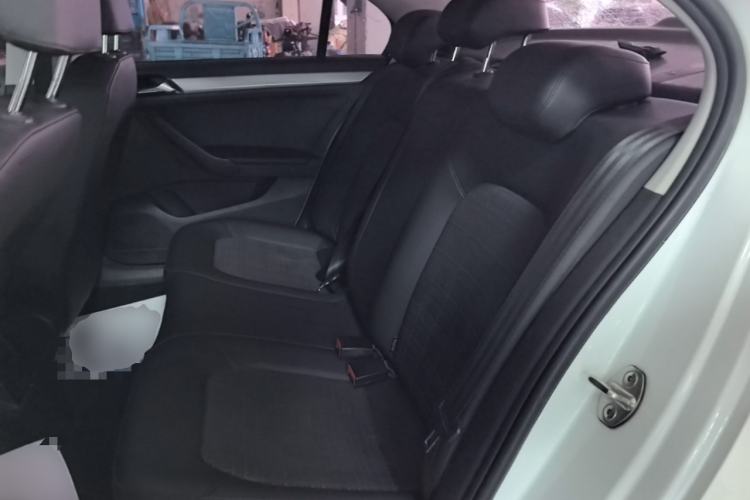 Used Volkswagen Jetta 2019 Dream Edition 1.5L Automatic Comfort Version Left Rear Seat