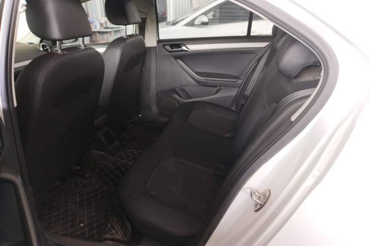 Used Volkswagen Jetta 2019 Dream Edition 1.5L Manual Comfort Version Left Rear Seat