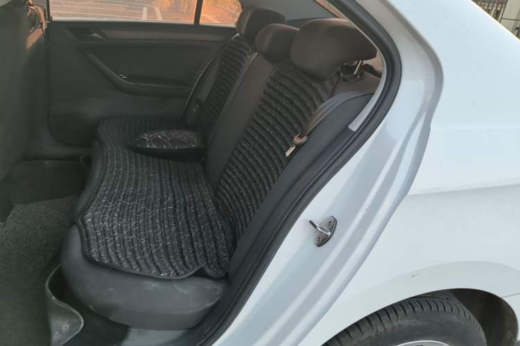Used Volkswagen Jetta 2019 Dream Edition 1.5L Manual Fashion Version Left Rear Seat