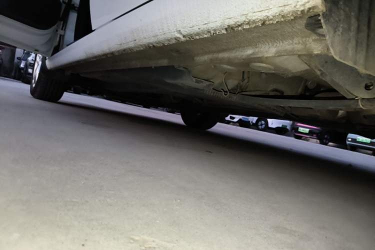 Used Volkswagen Jetta 2019 Dream Edition 1.5L Manual Fashion Version Left Side Sill