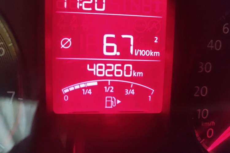 Used Volkswagen Jetta 2019 Dream Edition 1.5L Manual Fashion Version Odometer Close Up