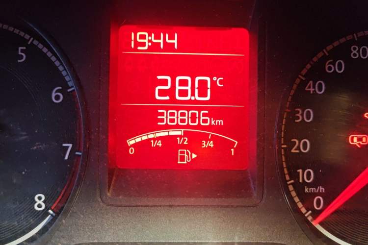 Used Volkswagen Jetta 2019 Dream Edition 1.5L Manual Fashion Version Odometer Close Up