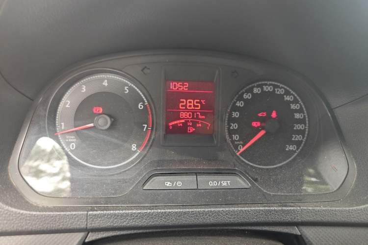 Used Volkswagen Jetta 2019 Dream Edition 1.5L Manual Fashion Version Odometer Close Up