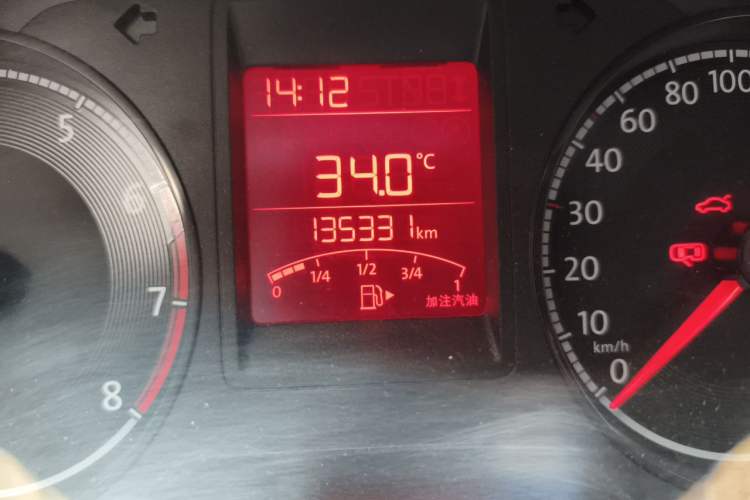 Used Volkswagen Jetta 2019 Dream Edition 1.5L Manual Fashion Version Odometer Close Up