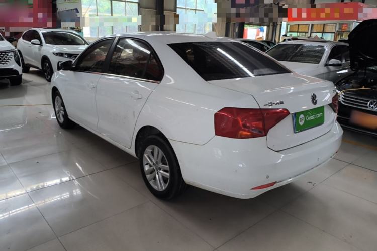Used Volkswagen Jetta 2019 Dream Edition 1.4L Manual Fashion Version Rear Left 45 Deg