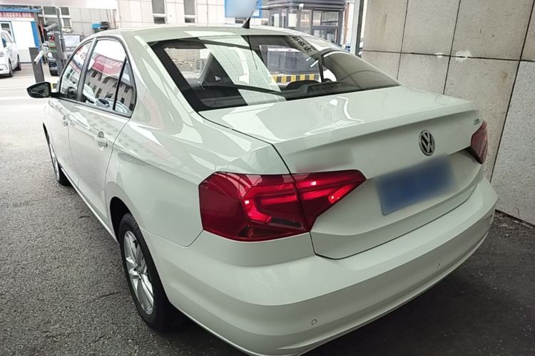 Used Volkswagen Jetta 2019 Dream Edition 1.4L Manual Fashion Version Rear Left 45 Deg