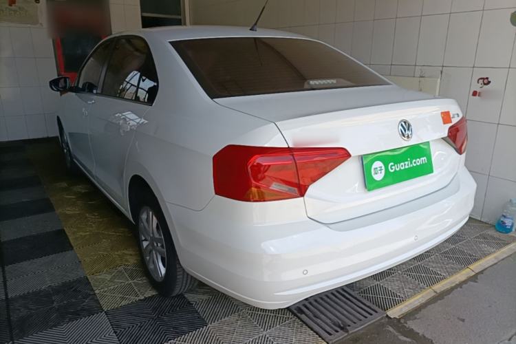 Used Volkswagen Jetta 2019 Dream Edition 1.4L Manual Fashion Version Rear Left 45 Deg