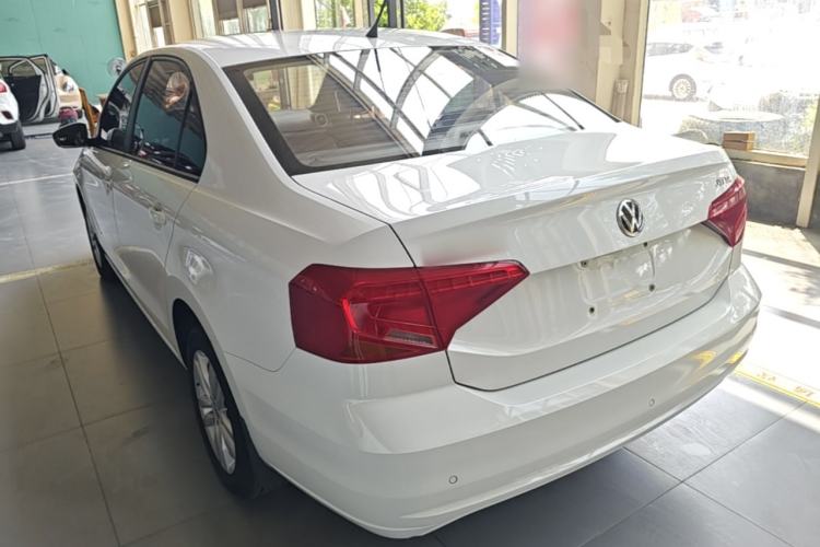 Used Volkswagen Jetta 2019 Dream Edition 1.4L Manual Fashion Version Rear Left 45 Deg