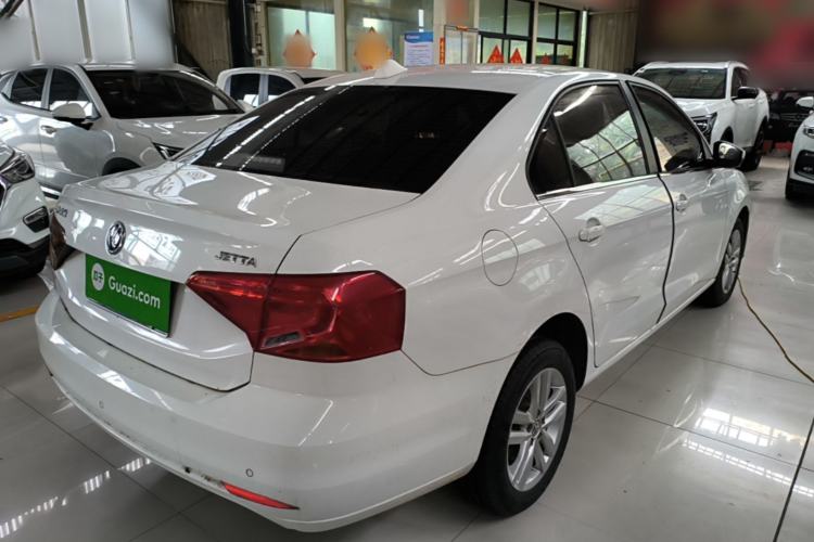 Used Volkswagen Jetta 2019 Dream Edition 1.4L Manual Fashion Version Rear Right 45 Deg