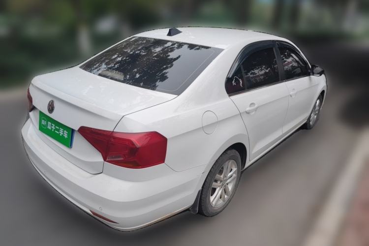 Used Volkswagen Jetta 2019 Dream Edition 1.5L Manual Fashion Version Rear Right 45 Deg