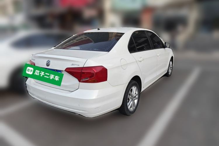 Used Volkswagen Jetta 2019 Dream Edition 1.4L Manual Fashion Version Rear Right 45 Deg