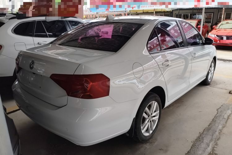 Used Volkswagen Jetta 2019 Dream Edition 1.4L Manual Fashion Version Rear Right 45 Deg