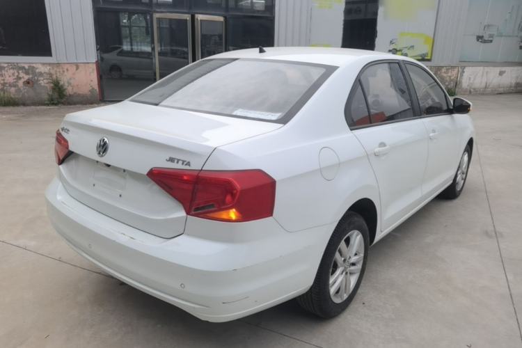 Used Volkswagen Jetta 2019 Dream Edition 1.4L Manual Fashion Version Rear Right 45 Deg