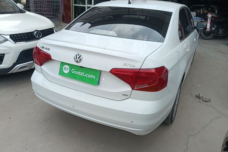 Used Volkswagen Jetta 2019 Dream Edition 1.5L Manual Fashion Version Rear Right 45 Deg