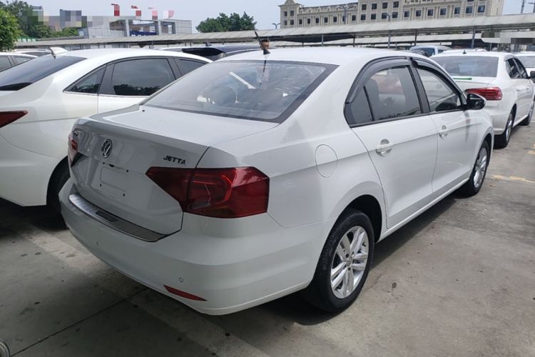 Used Volkswagen Jetta 2019 Dream Edition 1.4L Manual Fashion Version Rear Right 45 Deg