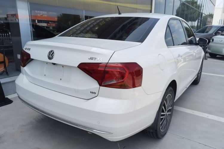 Used Volkswagen Jetta 2019 Dream Edition 1.5L Manual Comfort Version Rear Right 45 Deg