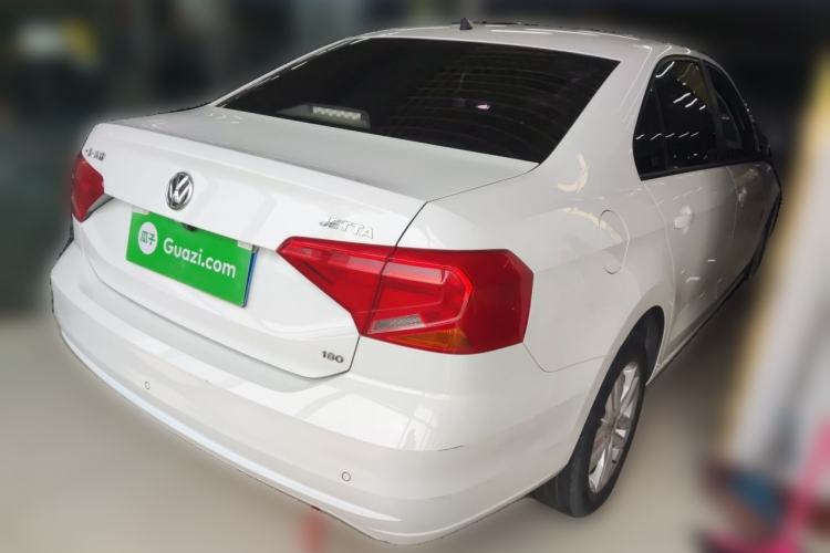 Used Volkswagen Jetta 2019 Dream Edition 1.5L Manual Fashion Version Rear Right 45 Deg