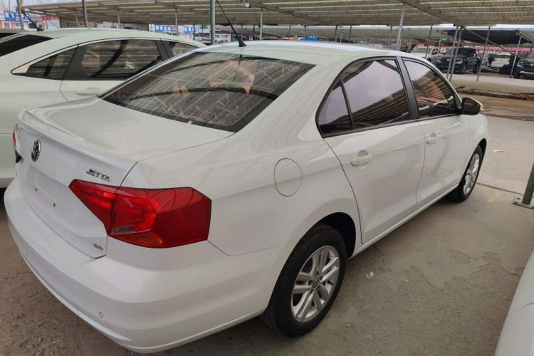 Used Volkswagen Jetta 2019 Dream Edition 1.5L Manual Fashion Version Rear Right 45 Deg