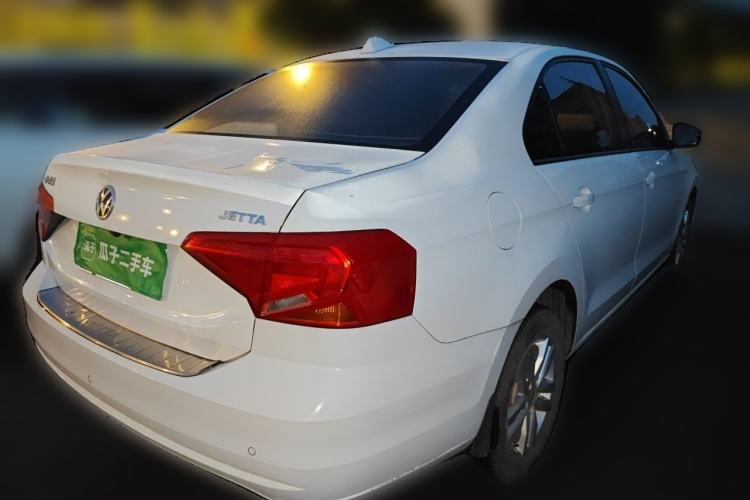 Used Volkswagen Jetta 2019 Dream Edition 1.4L Manual Fashion Version Rear Right 45 Deg