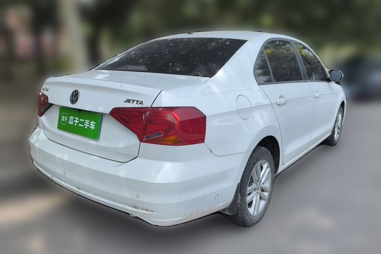 Used Volkswagen Jetta 2019 Dream Edition 1.4L Manual Fashion Version Rear Right 45 Deg
