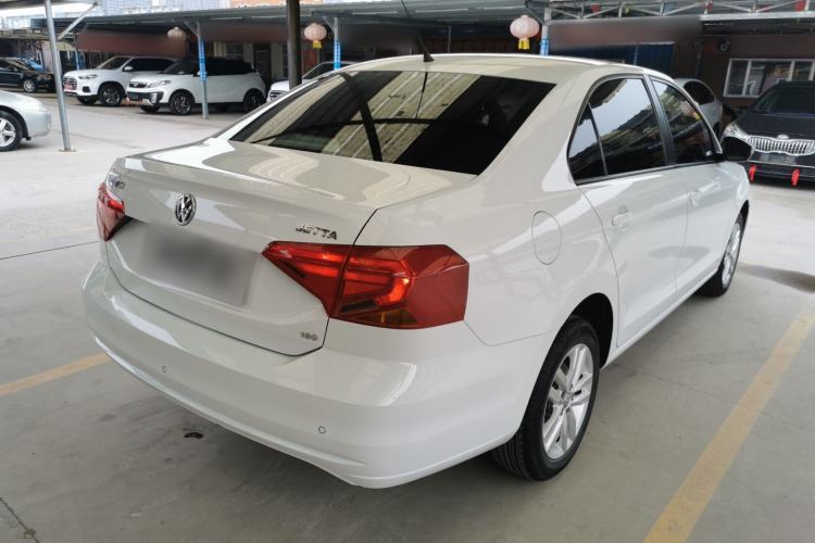 Used Volkswagen Jetta 2019 Dream Edition 1.5L Manual Fashion Version Rear Right 45 Deg