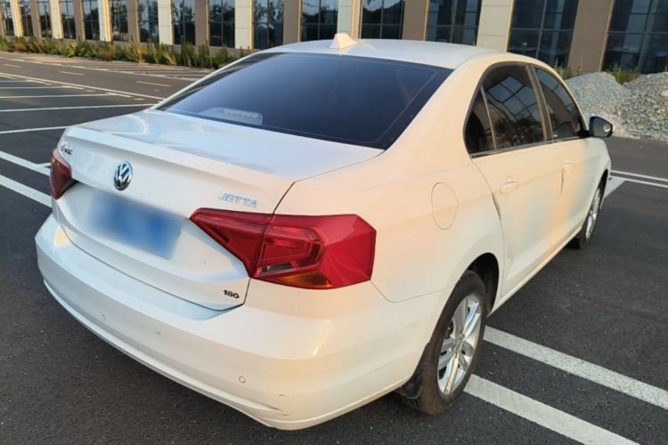 Used Volkswagen Jetta 2019 Dream Edition 1.5L Manual Fashion Version Rear Right 45 Deg