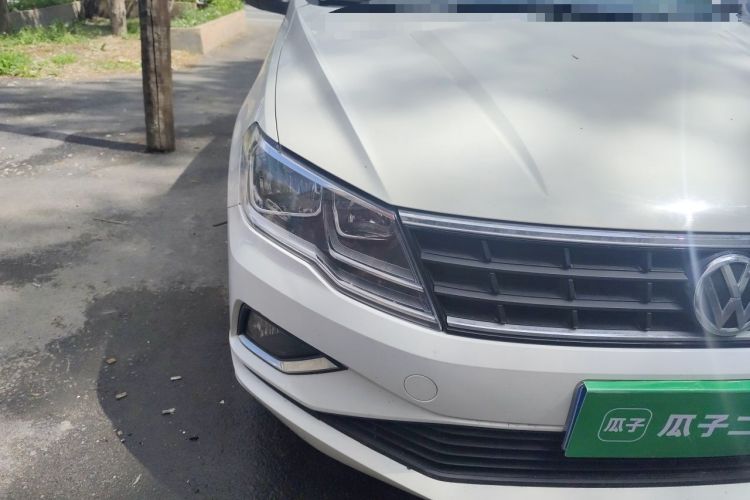 Used Volkswagen Jetta 2019 Dream Edition 1.5L Manual Fashion Version Right Front Headlight