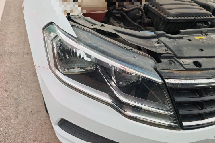 Used Volkswagen Jetta 2019 Dream Edition 1.4L Manual Fashion Version Right Front Headlight