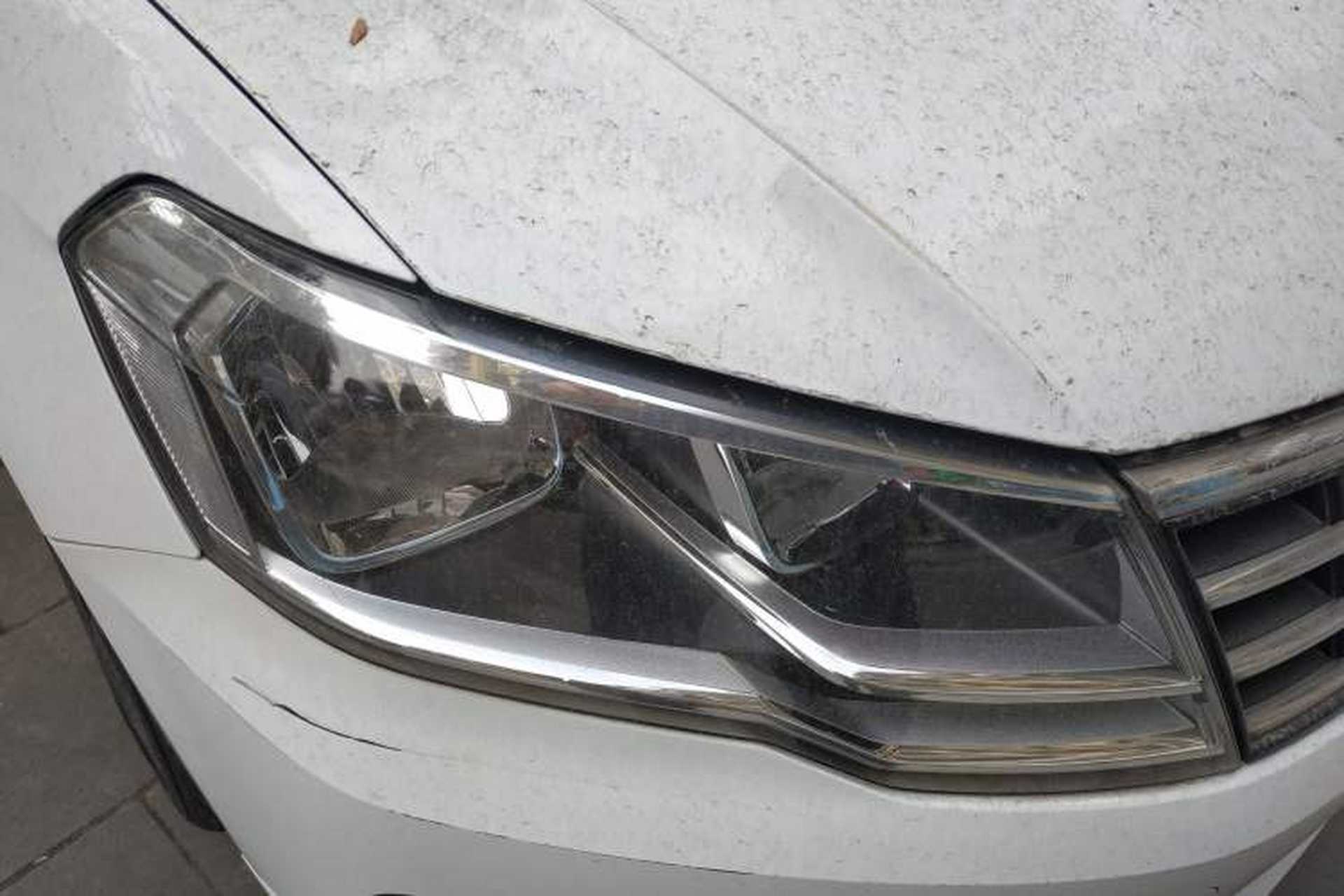 Used Volkswagen Jetta 2019 Dream Edition 1.4L Manual Comfort Version Right Front Headlight