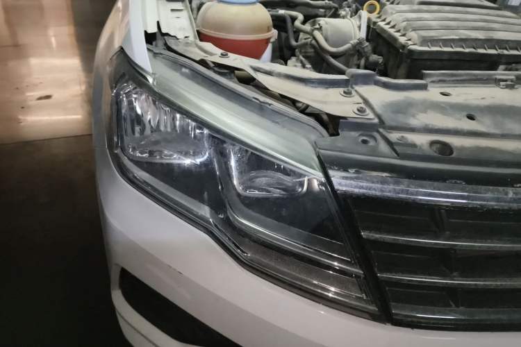 Used Volkswagen Jetta 2019 Dream Edition 1.5L Manual Fashion Version Right Front Headlight