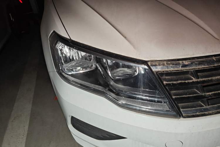 Used Volkswagen Jetta 2019 Dream Edition 1.5L Manual Fashion Version Right Front Headlight