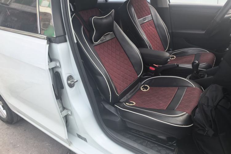 Used Volkswagen Jetta 2019 Dream Edition 1.4L Manual Fashion Version Right Front Seat