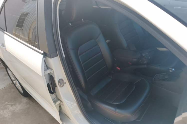 Used Volkswagen Jetta 2019 Dream Edition 1.5L Automatic Fashionable Version Right Front Seat