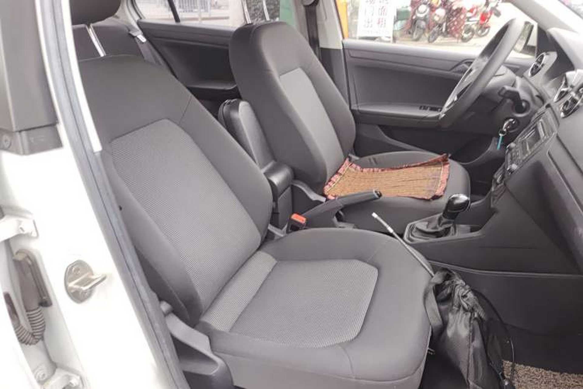Used Volkswagen Jetta 2019 Dream Edition 1.5L Automatic Fashionable Version Right Front Seat