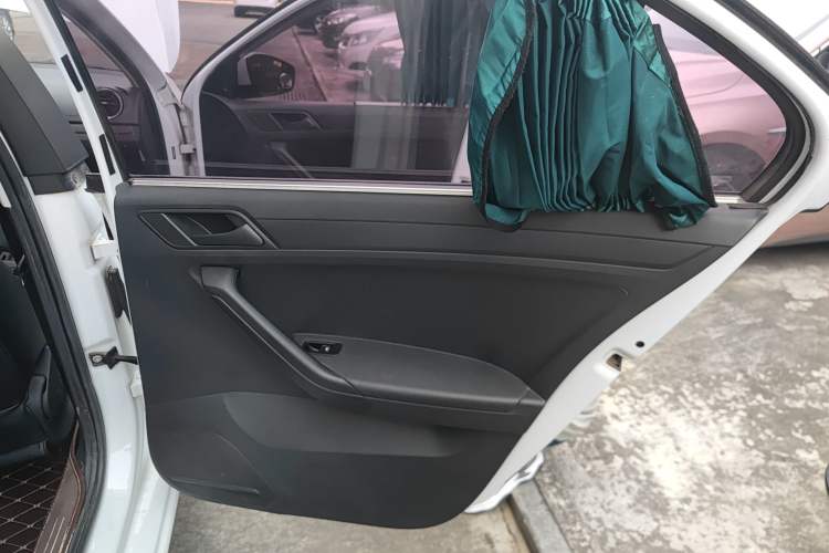 Used Volkswagen Jetta 2019 Dream Edition 1.5L Automatic Fashionable Version Right Rear Door Interior