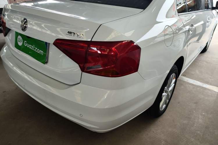 Used Volkswagen Jetta 2019 Dream Edition 1.4L Manual Fashion Version Right Rear Taillight