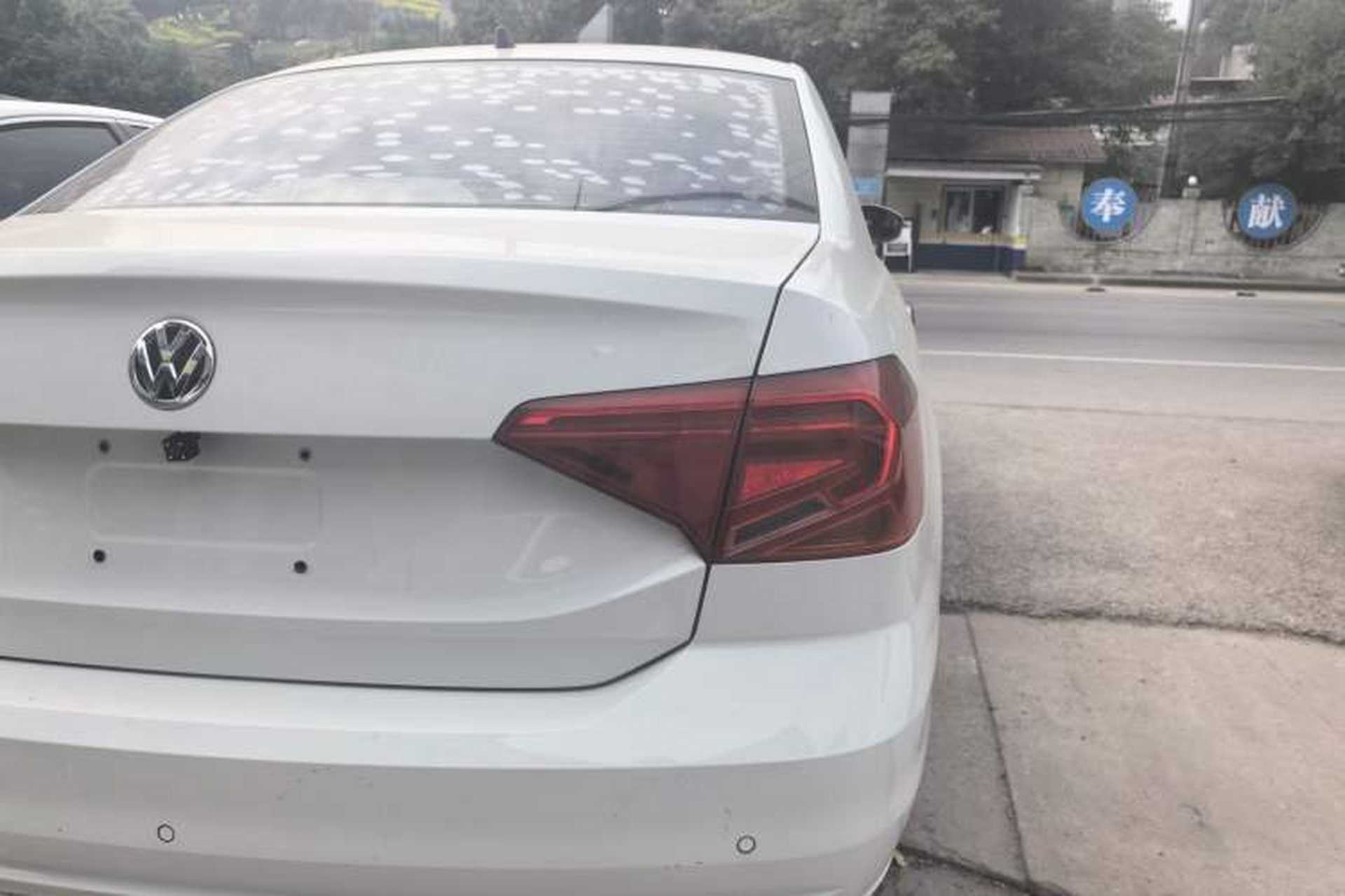 Used Volkswagen Jetta 2019 Dream Edition 1.4L Manual Fashion Version Right Rear Taillight